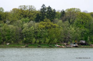 Bucuresti_Manastirea_Pasarea_vedere_catre_lac_2