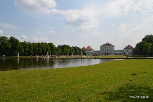gradina palatului Schloss Nymphenburg din Munchen
