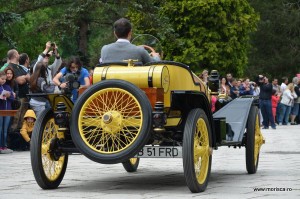 Concurs de eleganta Retromobil 2014