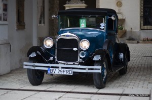 Concurs de eleganta Retromobil 2014