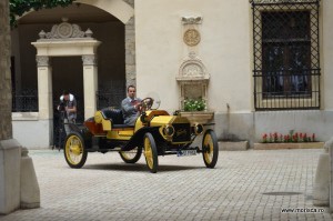 Concurs de eleganta Retromobil 2014